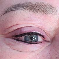 permanente-wenkbrauwen-eyeliner-glance-inside
